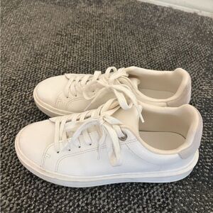 Steve Madden Sneakers